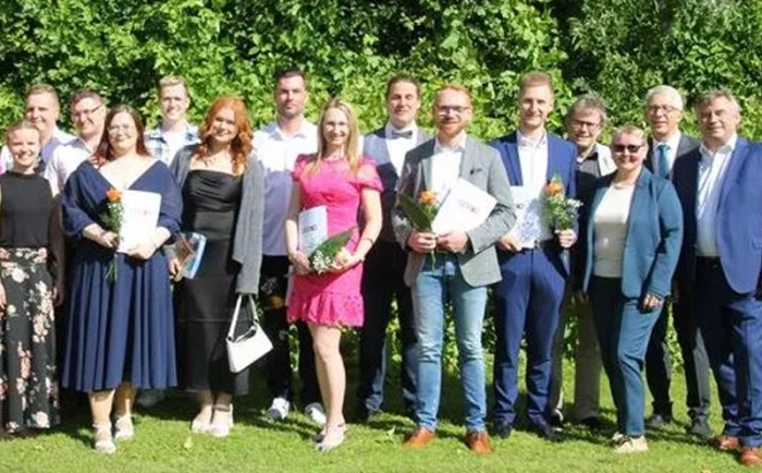 Gruppenfoto Abschluss Bachelor Professional in Wirtschaft BBS1 Northeim