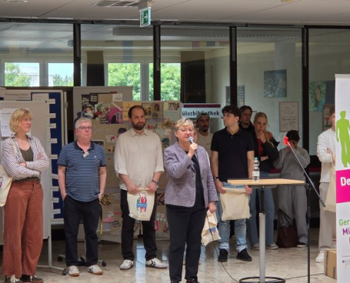 Foto 4_Begrüßung Frau Heiligenstadt intern